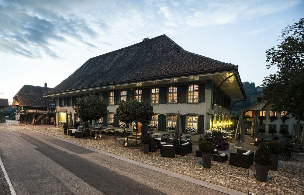 Romantik Hotel Baeren Duerrenroth エクステリア 写真
