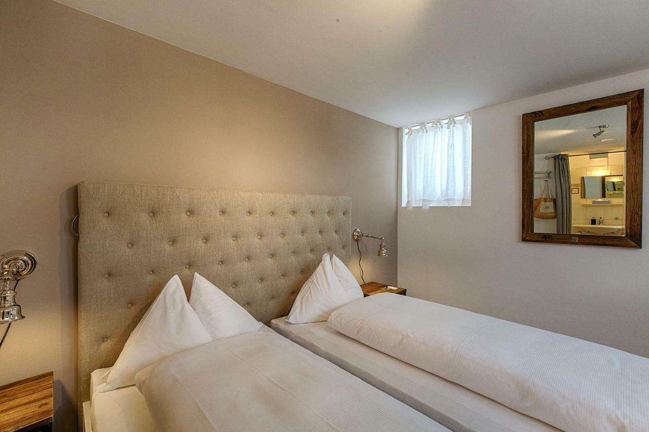 Romantik Hotel Baeren Duerrenroth エクステリア 写真